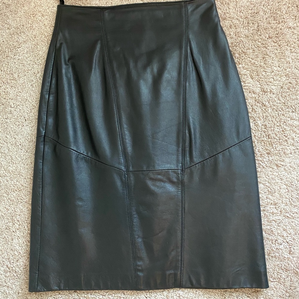 💜LOWEST PRICE💜 Vintage black leather skirt
